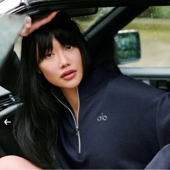 ALO Yoga Tops - ALO Yoga Women's Navy Half-Zip: willing to trade if someone has a medium